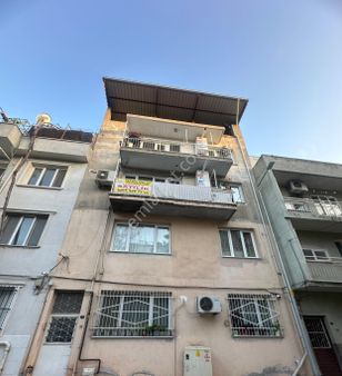 Yeşilova Mahallesinde Satılık Bina