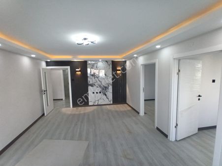 Köşk Mah. Sefam Emlak'dan 3+1 Lüx Yapılı