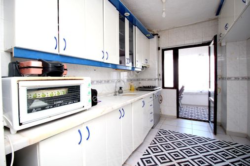 Emre Emlaktan Oğuzlar'da Batı Adliyesi Yanı //arakat// Site İçi 3+1 Satılık Daire