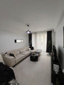 Akademi'den Basın Şehitleri Caddesi Üzeri Ön Cephe Satılık 2+1