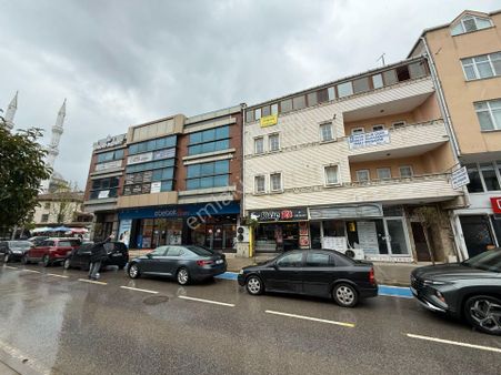 Karasu Çarşı Merkezde M.ayrı Geniş Kullanımlı Satılık 2+1 Daire