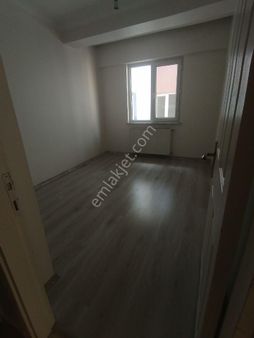 Finans Merkezi Yürüme Mesafesi Çamlık Çakmak