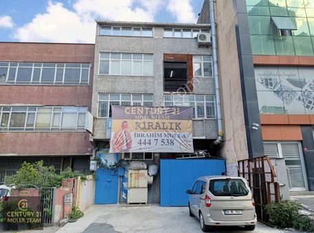 Molla Team,den Topçular Sanayide 750 M2 5 Katlı Satılık Bina