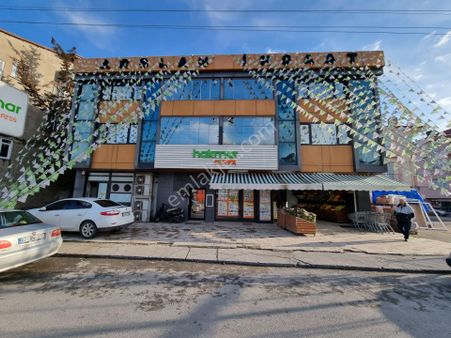 Karasuda Merkezi Konumlu Arakat Bağımsız Mutfak Geniş 2+1