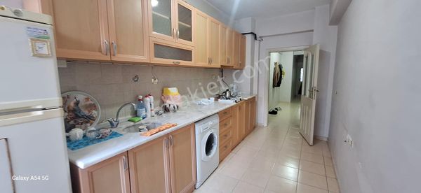 Şahintepesi Gayrimenkul'den Sakarya 1 Caddesi Arası Satılık 3+1 Daire