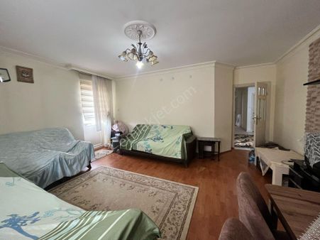 Turyap'tan Atapark Mahallesi Yanıklar Sokakta 3+1 Asansörlü Merkezi Konumda Daire