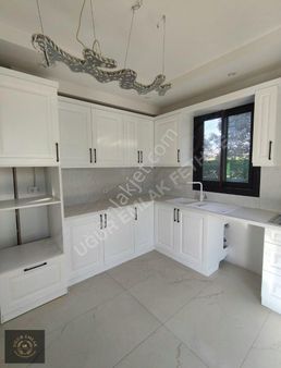 Uğur Emlaktan Fethiye Akarca Mah. Triplex 6+1 Satılık Villa