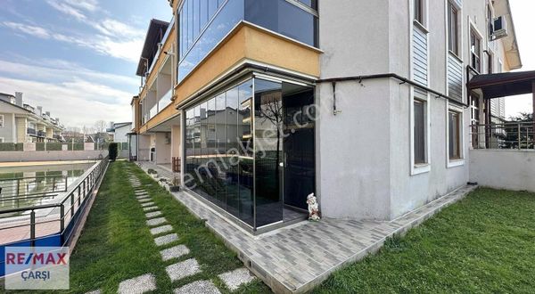 Remax Çarşıdan Kerpede Havuzlu Sitede Eşyalı Satılık 1+1 Daire