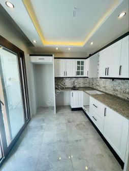 Şehsadeler Çarşı Mh Satılık 2+1 90m2 Net 40m2 Teraslı Sıfır Daire Satılıktır