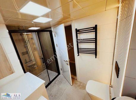 Hatay Pazaryerinde 3+1 Full Yapılı Bakımlı Satılık Arakat