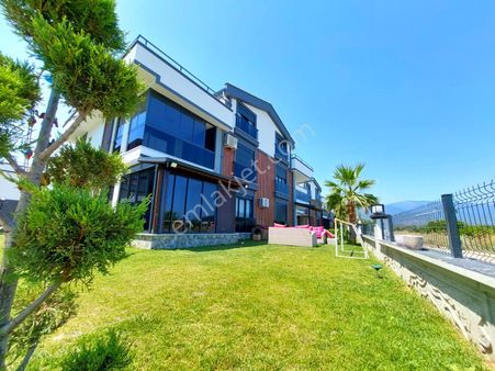 Vahdet'ten Yetkili Site İçi Havuzlu Lüks 5+1 Son! Satılık Villa