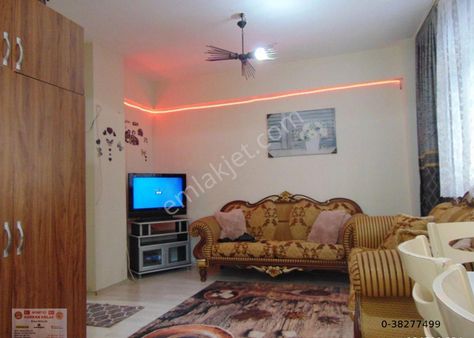 İstanbul Bahçelievler Hürriyet Mahellesinde Satılık 1+1 Daire Yüksek Giriş