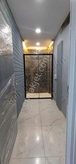 Muratpaşa Cumhuriyet Meydanı Deniz Manzaralı Ara Kat Daire