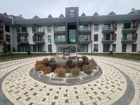 Hera İncek Kiralık 1+1 Kapalı Otoparklı Köşe Daire