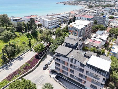 Altınkumda Denize Sıfır Gibi 3+1 Asansörlü Dubleks