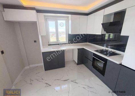 //bilici Gayrimenkul'den//4+1 140m2 Lüks Konut**