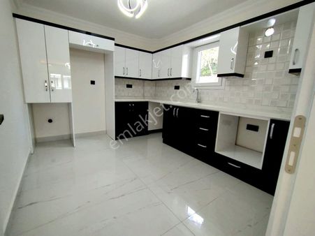 Didimde Denize Yakın Bahçeli Daire