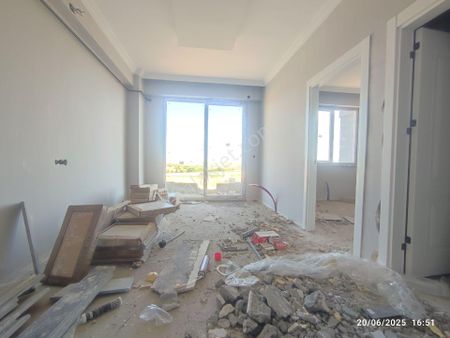 Yunusemre Mahallesi'nde Satılık 1+1