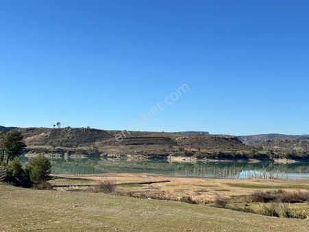 Manavgat Karavca'da Göle Sıfır Satılık Arazi