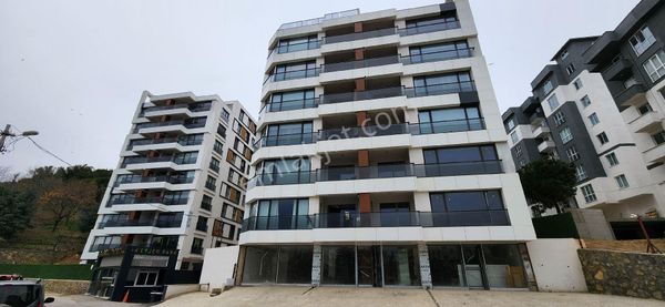 Pendik Deniz Manzaralı Metroya 1km 3+1 Satılık Lüks Daire