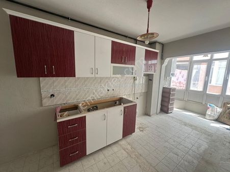 Elit Emlak'tan Satılık Bergama Fatih'te 3+1 Daire