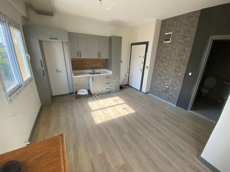 Atc'den Gültepe'de Gelincik Caddesinde İskanlı 1+1 Kiralık Daire