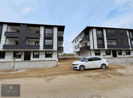 Akçan Gayrimenkulden Havuzlarda Satılık 2+1 Daireler