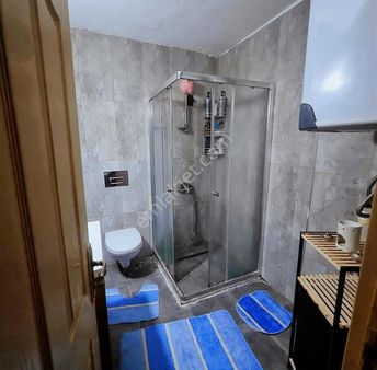 Arte'den Tepe Mahallesinde Satılık Komple Yenilenmiş 2+1 Daire