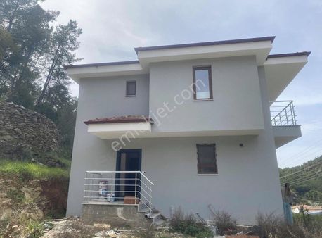 Arte'den Orhaniye'de Eşyalı Ve Bahçeli 3+1 Kiralık Villa