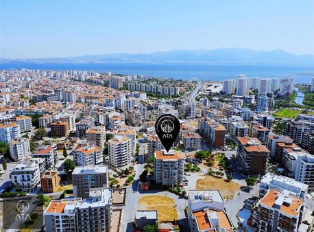 Ata'dan Atakent Yalı Mahallesinde Ara Kat 3+1 Düz Daire