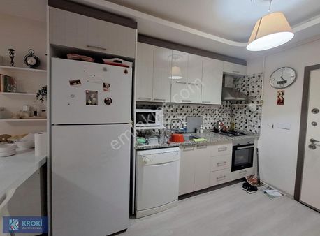 Krokiden Adalet Mahallesinde Satılık 7 Yaşında Geniş 1+1daire