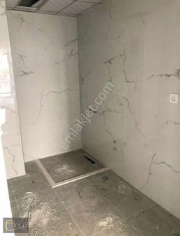 Çanakkale Cevatpaşa'da Satılık Kapalı Mutfak 2+1 Daire