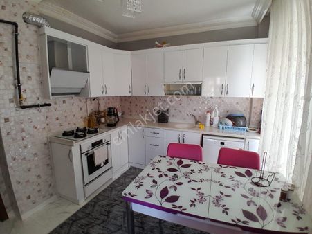 Bny Evim Emlakdan İsmail Kaya Caddesinde 4+1 Satılık Triplekx