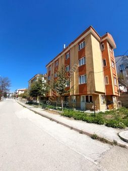 Oldpol Emlak'tan Acıl Satılık Ara Kat Kombılı 1+1 Daıre