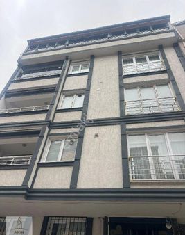 Küçükçekmece Sultanmuratta Satılık 2+1 Daire