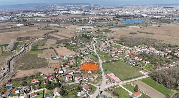 Çaybaşı Fuadiye Mahallesi Köy İçi İmarlı Köşe Konumda Arsa