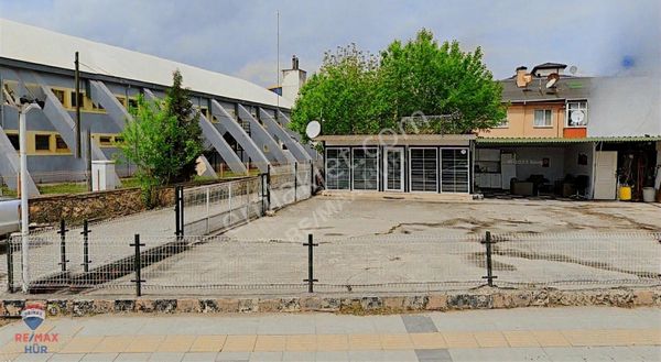 Remax Hür Gamze Topçu'dan Cadde Üstü 2 Cephelı Ticari Arsa