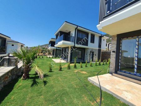 Didim Akbük'te Deniz Manzaralı Villalar