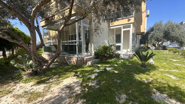 Ege Mah. Çallı Olıvıa Sıtesı'nde Bakımlı 2+1 Satılık Bahçe Katı