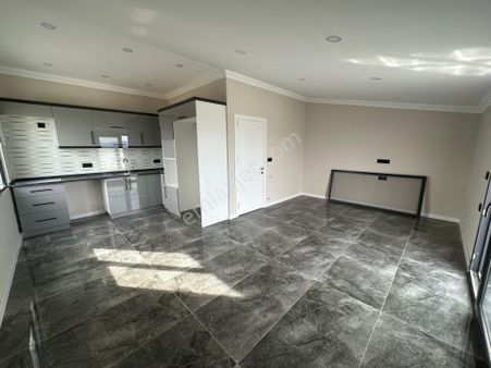 Didimde Satılık Asansörlü-otoparklı Yeni Binada 3+1 Dublexler