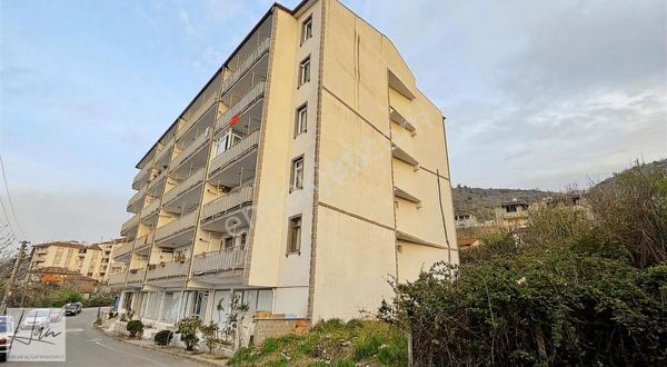 Gölcük Halıdere'de Deniz Ve Doğa Manzaralı Satılık Daire...