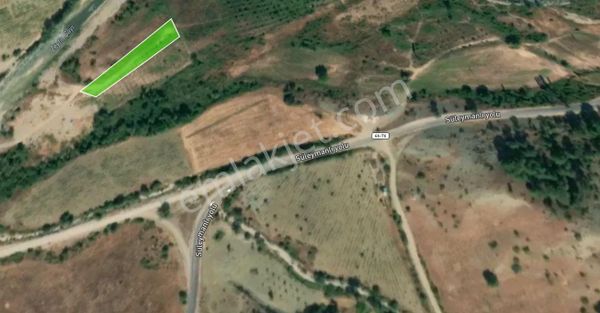 Ilıca Yolu Üzerinde Yatırımlık Satılık Tarla