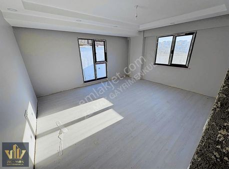 Ze-max^tan Tepe Bölgesinde K.otopark Sıfır 2+1 Satılık Daire