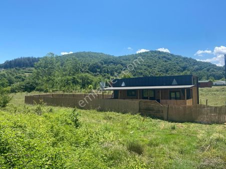 Şile İshakköy’de İçinde Yapılı Tikin-house Elektriği Suyu Mevcut Satılık 250 M2