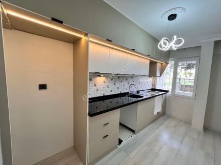 🟣🟢parstan Akçayda Ön Cephe Ayrı Mutfak Geniş Satılık 1+1 Daire