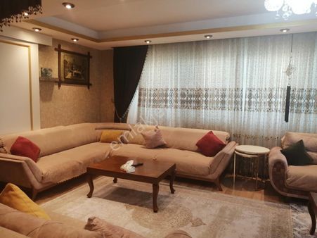 Mersin Mezitlide Satılık 400m2 Dubleks Daire