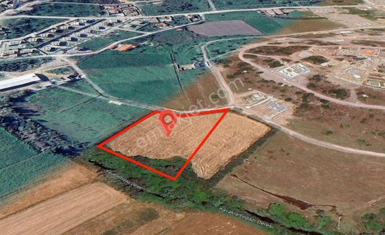 Milas, Meşelik'te İmar Sınırı'nda Satılık Tarla