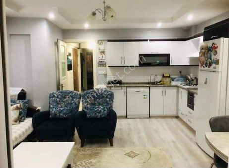 Yenimahallede 2+1 Doğalgazlı Ggüzelkonumda 8 Yıllık Daire