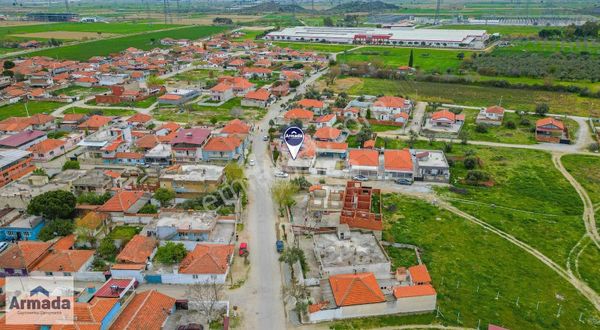 Kuşadası'na Yakın İçinde Ev Olan Villa İmarlı Satılık Arsa