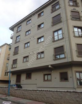 Metroya Yakın Deprem Yönetmelikli Ayrı Mutfaklı Otoparklı Fırsat 1+1